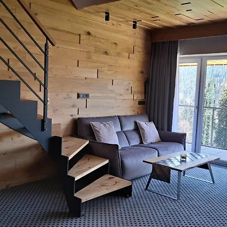 Alpina Apartment *