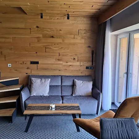 Alpina * Špindlerŭv Mlýn